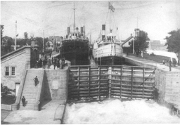 Weitzel Lock being emptied