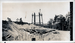 Steel Construction for the Victoria Dam Pipeline Bridge and Surge Tank