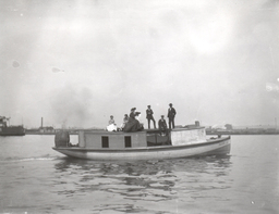 The launch Clyde M.