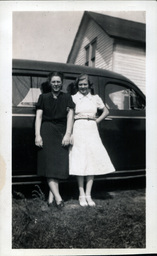 Dorotha (Davidson) Ross and Friend with Car