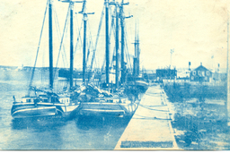 Schooners at lower pier, Soo Locks