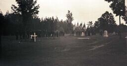 (004-002) Group gathered in cemetery