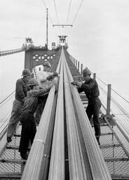 Cable spinning for Mackinac Bridge (31 of 67)