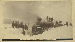 Crew Digs Mineral Range Railroad Train out of Snow