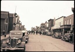 (165-011) Ontonagon Labor Day Parade 1944 (11 of 12)