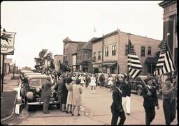 (165-009) Ontonagon Labor Day Parade 1944 (9 of 12)