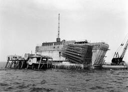 Anchor bar support for Mackinac Bridge (2 of 17)