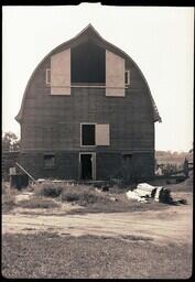 (037-004) Henery Brothers' Barn with Windows and Doors Open