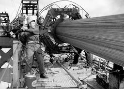 Cable spinning during Mackinac Bridge construction (13 of 33)