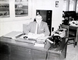 (505-01) Mr. Tom Peters 1960