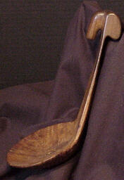 Wooden spoon with carved handle (2 of 2)