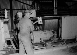 Cable preparation for Mackinac Bridge (3 of 4)