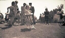 (008-026) Toddler in Patriotic Costume