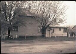 (058-003) Walt O'Brian House Side View (2 of 2)