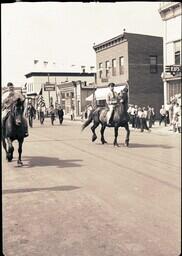 (127-001) Horses in Ontonagon 1944 Fourth of July Parade