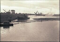 (157-003) Pulp Mill Log Raft (2 of 3)