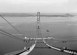 Cable spinning for Mackinac Bridge (10 of 67)