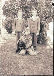 (133-004) Three of Webb Radke's Boys and Dog