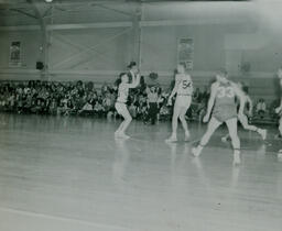 (123-05) Basketball 1959-1960: Northern Player Shooting