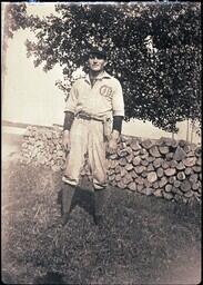 (172-001) Happy Zimmers in Baseball Uniform