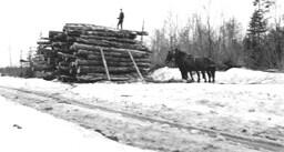 Log decking area