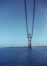 Cable spinning for Mackinac Bridge complete