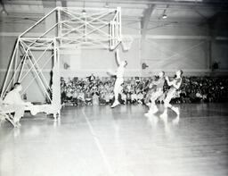 (507-08) Basketball--Action 1960-1961