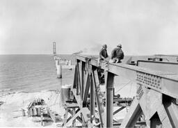 Erecting truss spans for the Mackinac Bridge (4 of 11)