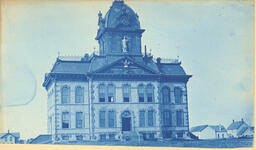 Chippewa County Courthouse, Sault Sainte Marie, Michigan (1 of 2)