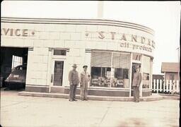 (145-004) Standard Oil Products Shop (3 of 3)