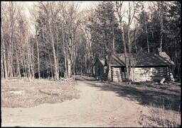 (106-008) Tom Corgan's Cabins (2 of 3)