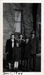 Group Photo of Dorotha (Davidson) Ross and Others