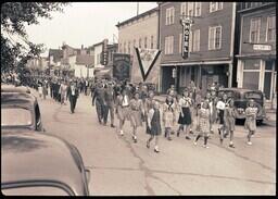 (050-011) Keep Fit for Victory and Union Marching in Ontonagon Labor Day Parade (2 of 2)