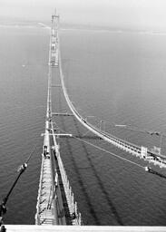 Cable spinning for Mackinac Bridge (44 of 67)