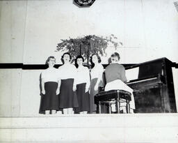 (217-05) Christmas Program in Foyer